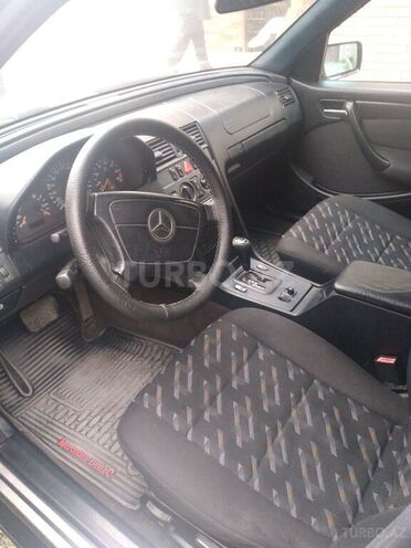 Mercedes C 200 1997, 250,000 km - 2.0 l - Ağcabədi