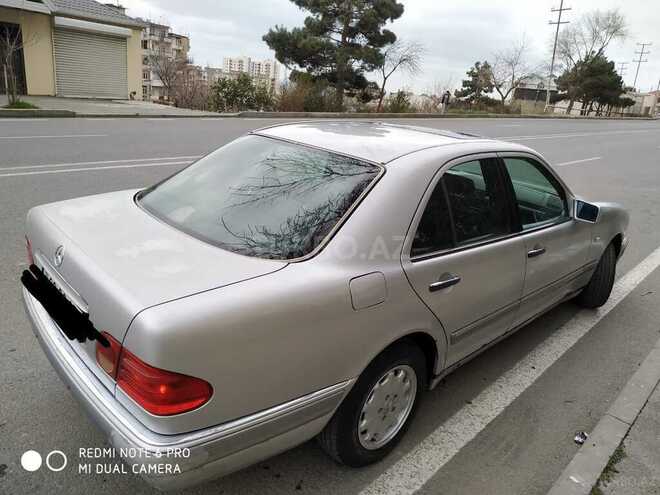Mercedes E 230 1996, 378,000 km - 2.3 l - Bakı