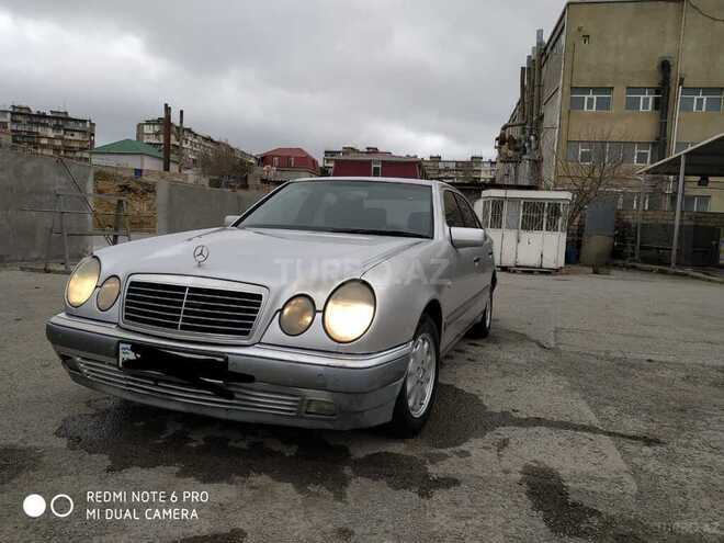 Mercedes E 230 1996, 378,000 km - 2.3 l - Bakı