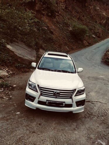 Lexus LX 570 2009, 210,000 km - 5.7 л - Bakı