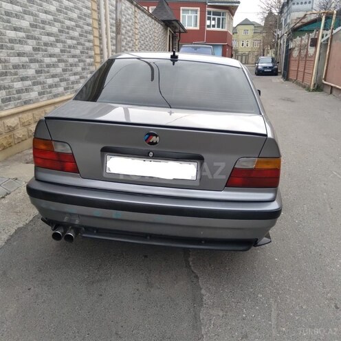 BMW 318 1992, 252,000 km - 1.8 l - Bakı