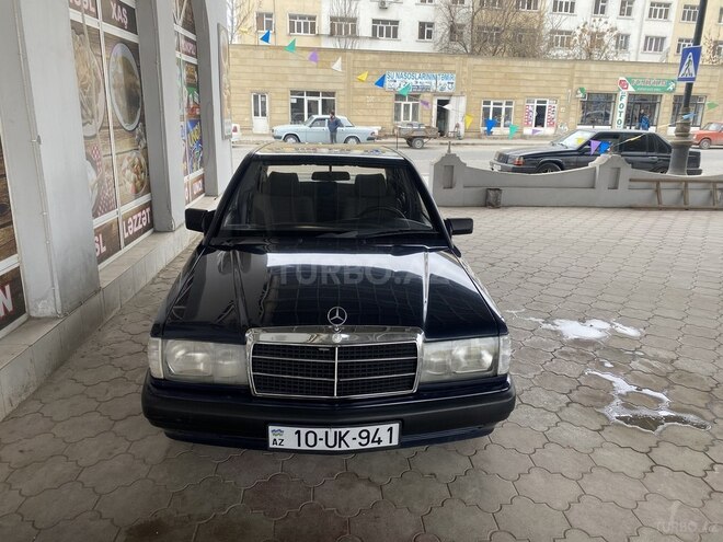 Mercedes 190 1990, 316,615 km - 2.0 l - Sabirabad