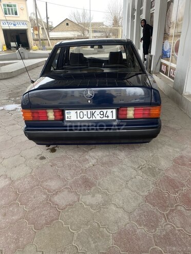 Mercedes 190 1990, 316,615 km - 2.0 l - Sabirabad