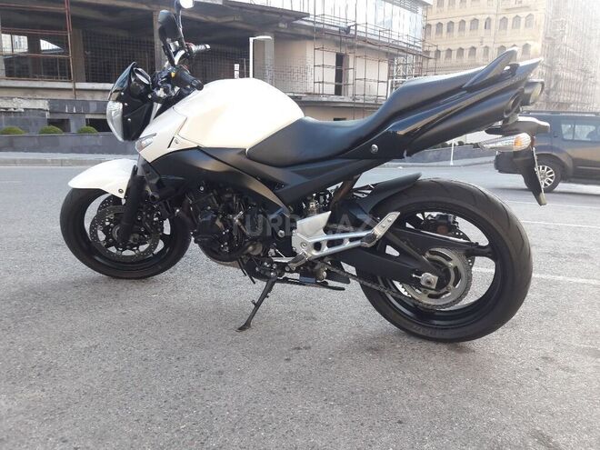 Suzuki  2010, 37,850 km - 0.6 l - Bakı