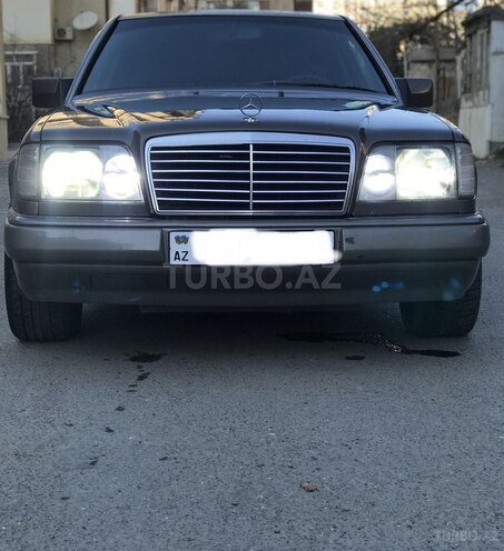 Mercedes E 250 1992, 473,219 km - 2.5 л - Bakı
