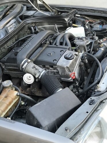 Mercedes E 250 1992, 473,219 km - 2.5 л - Bakı