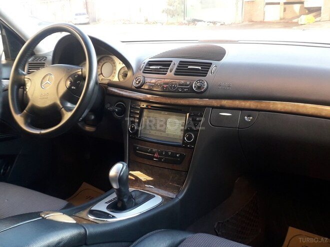 Mercedes E 220 2003, 488,338 km - 2.2 l - Xırdalan
