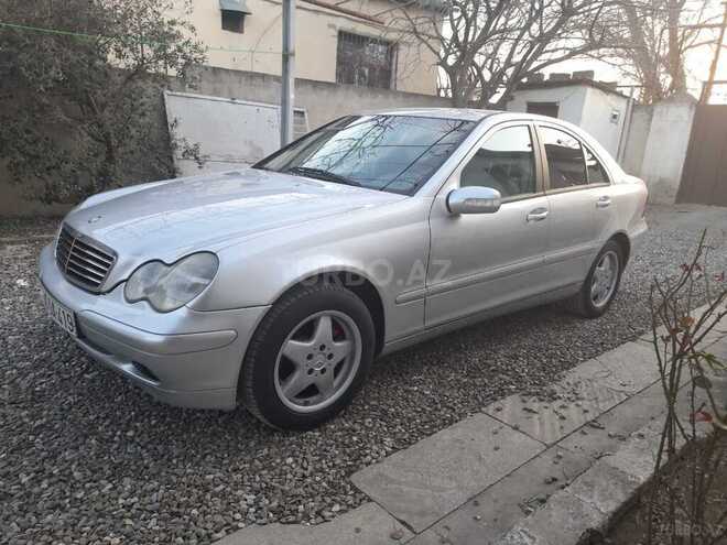 Mercedes C 240 2000, 235,534 km - 2.6 l - Bakı