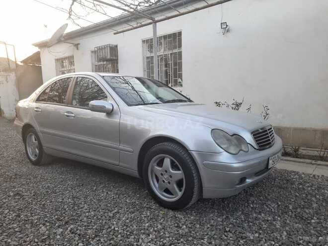 Mercedes C 240 2000, 235,534 km - 2.6 l - Bakı