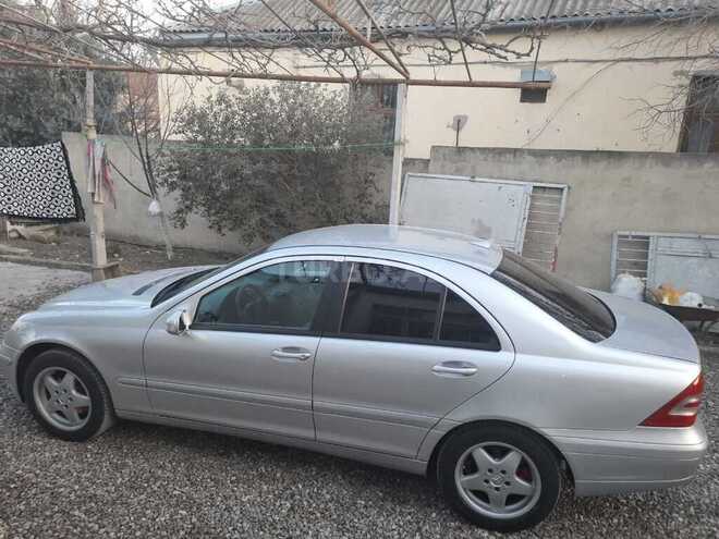 Mercedes C 240 2000, 235,534 km - 2.6 l - Bakı