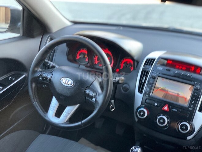 Kia Ceed 2010, 172,000 km - 1.4 l - Bakı