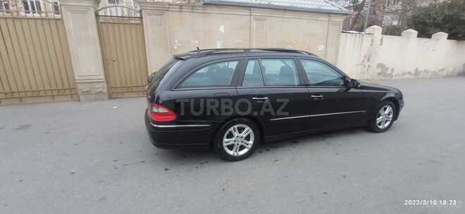 Mercedes E 220 2006, 215,000 km - 2.2 l - Bakı
