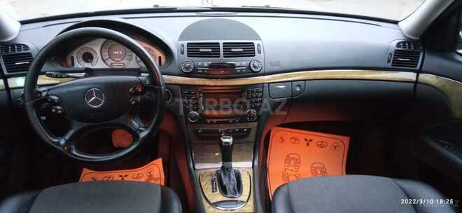 Mercedes E 220 2006, 215,000 km - 2.2 l - Bakı