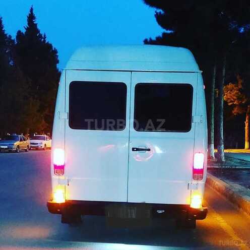 Mercedes 208 D 1995, 145,679 km - 2.0 l - Hacıqabul