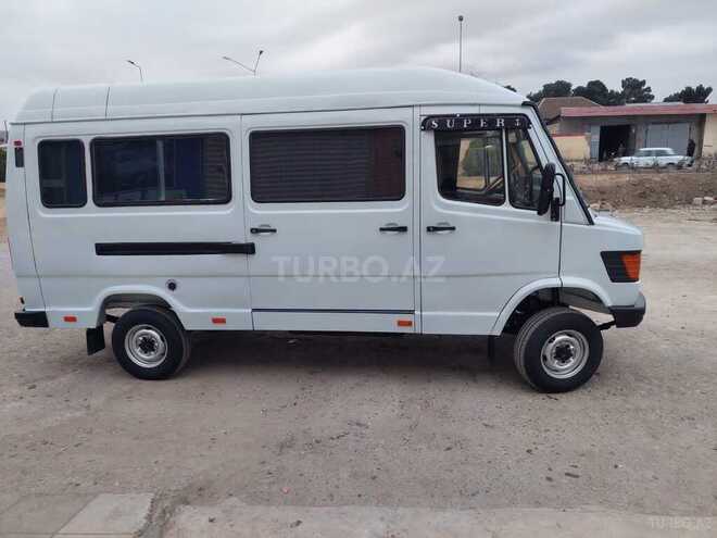 Mercedes 208 D 1995, 145,679 km - 2.0 l - Hacıqabul