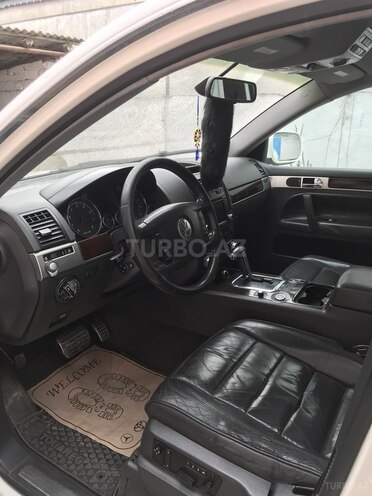 Volkswagen Touareg 2005, 100,000 km - 4.2 l - Şabran
