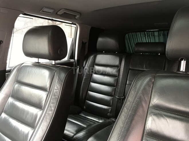Volkswagen Touareg 2005, 100,000 km - 4.2 l - Şabran
