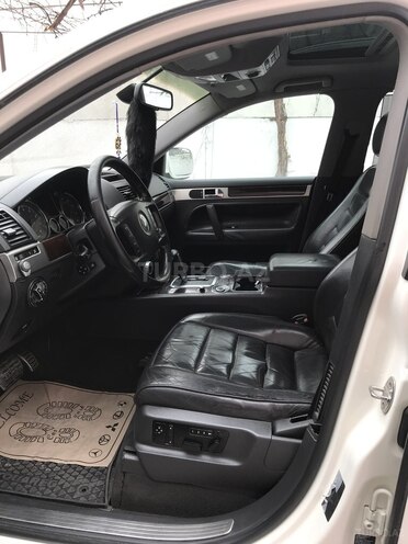Volkswagen Touareg 2005, 100,000 km - 4.2 l - Şabran