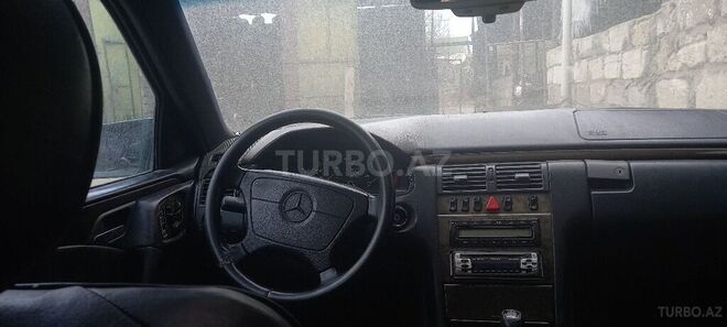 Mercedes E 290 1996, 752,423 km - 2.9 l - Bakı