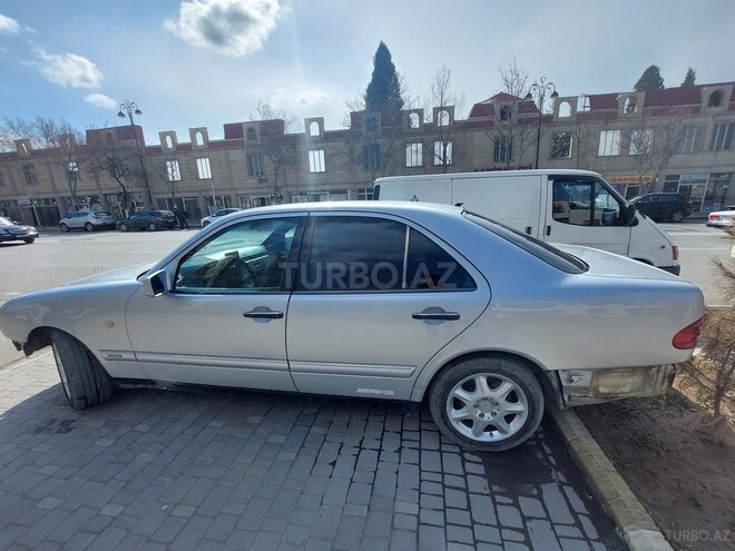 Mercedes E 230 1996, 269,784 km - 2.3 л - Gəncə