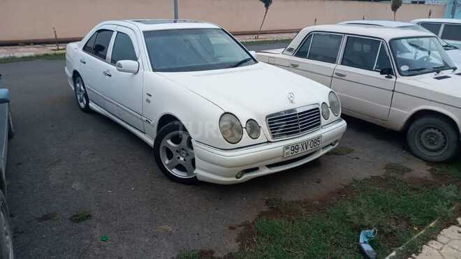 Mercedes E 320 1997, 495,754 km - 3.2 l - Füzuli