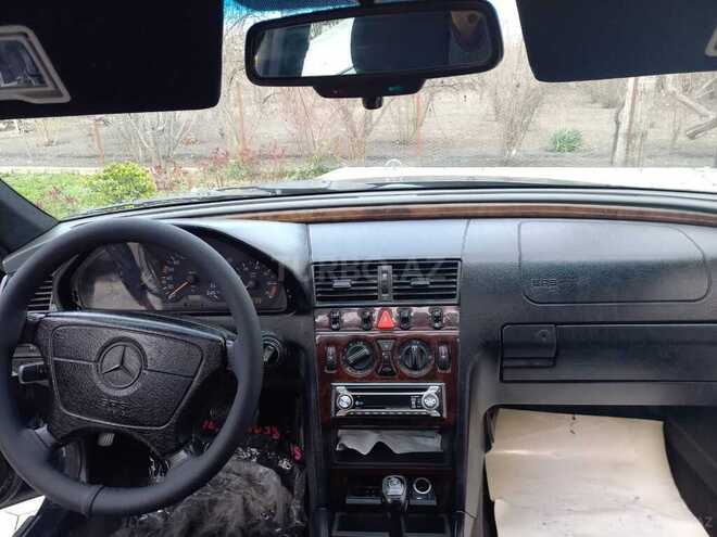 Mercedes C 230 1997, 349,000 km - 2.3 л - Bakı