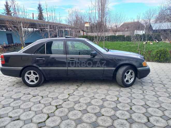 Mercedes C 230 1997, 349,000 km - 2.3 л - Bakı