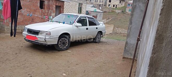 Opel Vectra 1995, 345,000 km - 2.0 l - Bakı