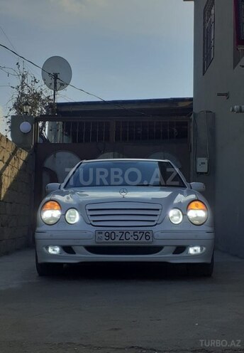 Mercedes E 320 1999, 280,000 km - 3.2 l - Bakı