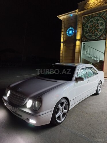 Mercedes E 320 1999, 280,000 km - 3.2 l - Bakı
