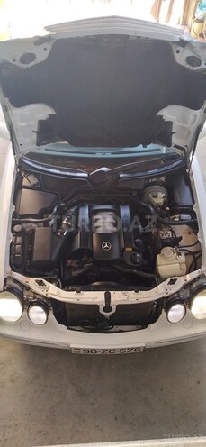 Mercedes E 320 1999, 280,000 km - 3.2 l - Bakı