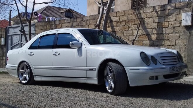 Mercedes E 320 1999, 280,000 km - 3.2 l - Bakı