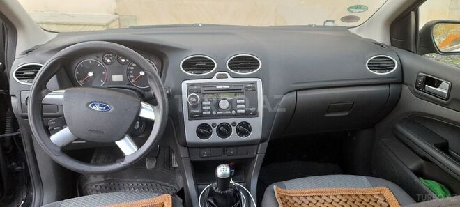 Ford Focus 2006, 298,000 km - 1.6 л - Bakı
