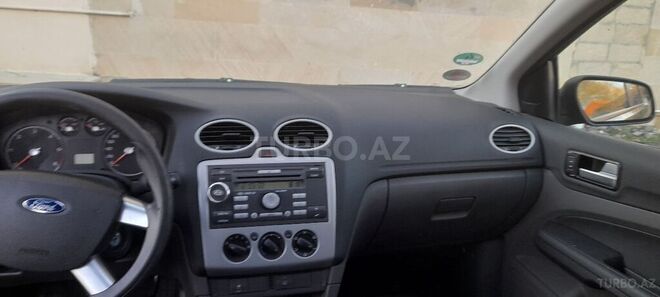 Ford Focus 2006, 298,000 km - 1.6 л - Bakı