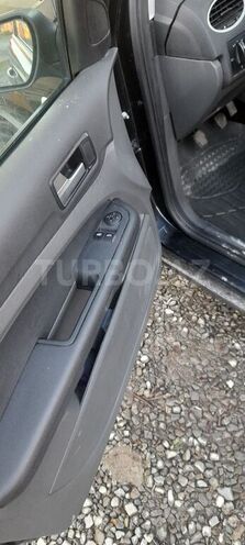 Ford Focus 2006, 298,000 km - 1.6 л - Bakı