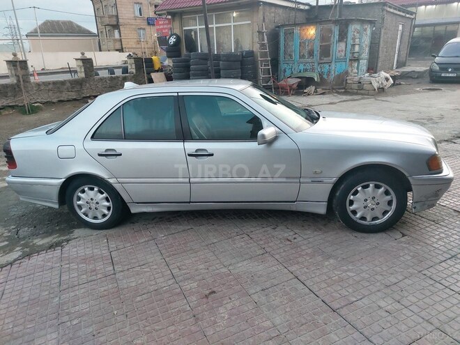 Mercedes C 220 1997, 668,444 km - 2.2 л - Bakı