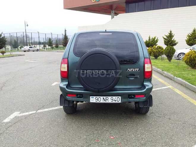 Chevrolet Niva 2006, 255,000 km - 1.7 л - Xudat