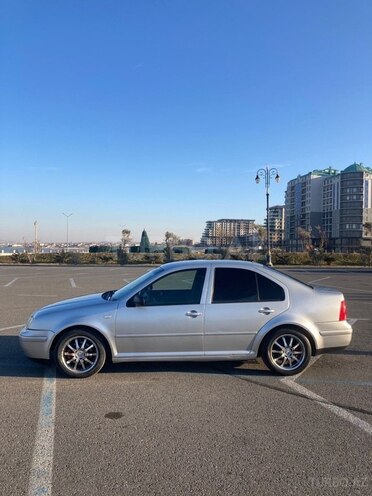 Volkswagen Bora 2001, 305,000 km - 2.0 l - Sumqayıt