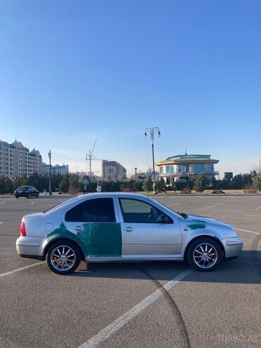 Volkswagen Bora 2001, 305,000 km - 2.0 l - Sumqayıt