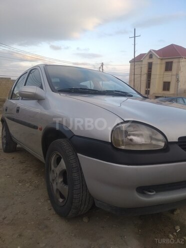 Opel Corsa 1999, 287,000 km - 1.4 л - Bakı
