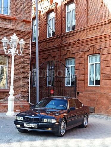 BMW 735 1998, 318,000 km - 3.5 l - Gəncə