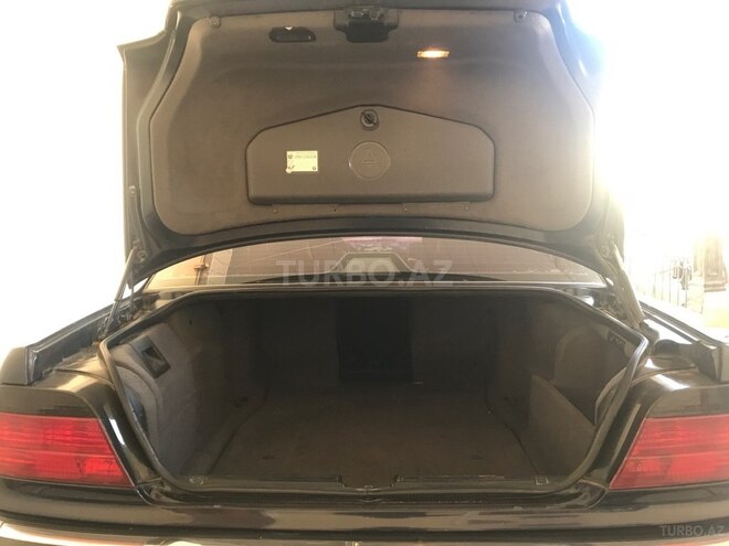 BMW 735 1998, 318,000 km - 3.5 l - Gəncə