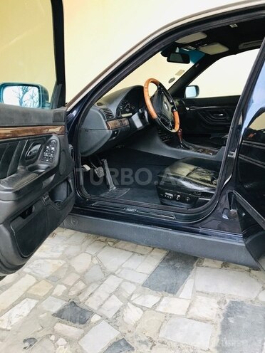 BMW 735 1998, 318,000 km - 3.5 l - Gəncə