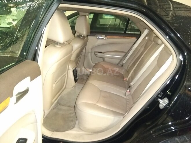 Chrysler 300C 2012, 97,000 km - 3.6 l - Bakı