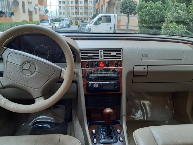 Mercedes C 230 1997, 245,000 km - 2.3 л - Bakı