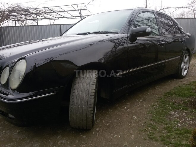 Mercedes E 280 2000, 356,289 km - 2.8 l - Zaqatala