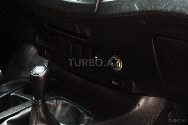 Toyota Hilux 2013, 211,029 km - 3.0 l - Bakı