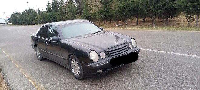 Mercedes E 220 1999, 372,500 km - 2.2 l - Bakı