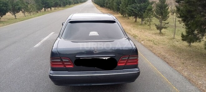 Mercedes E 220 1999, 372,500 km - 2.2 l - Bakı