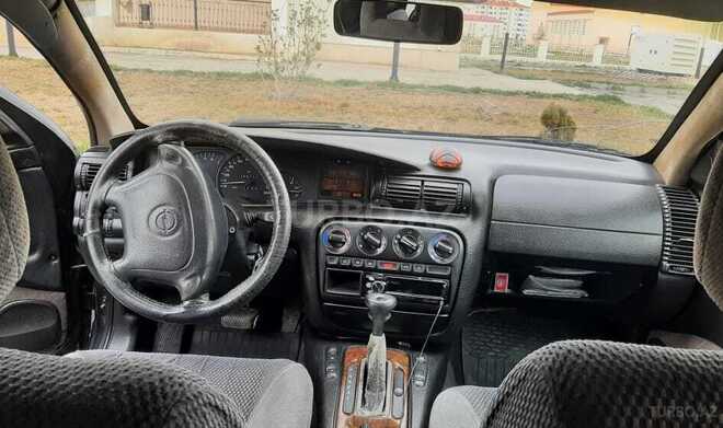 Opel Omega 1995, 366,700 km - 2.0 l - Sumqayıt